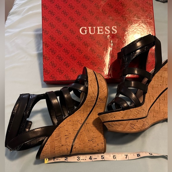 Guess Wedges - Picture 3 of 9